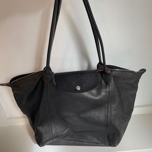 Black leather longchamp bag